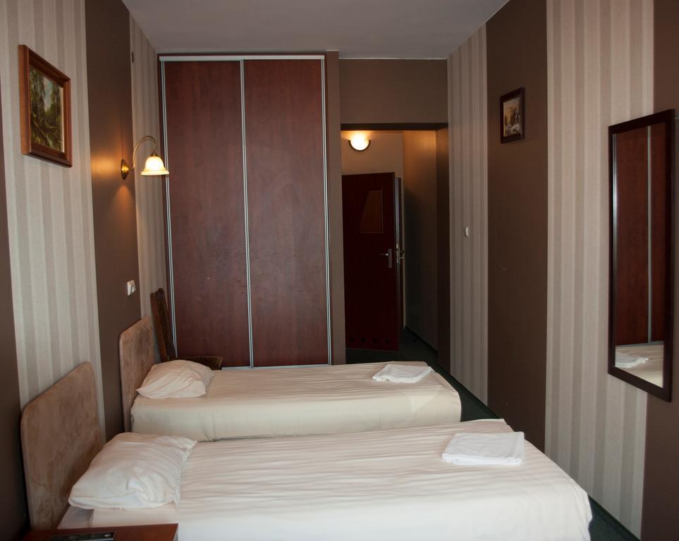 Hotel Nad Rzeczka Stary Toruń Екстериор снимка